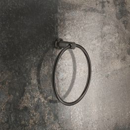 Toallero de Anillo Inciso Negro PVD