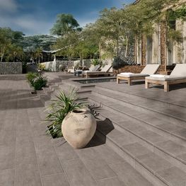 Tucson Peldaño Angular Grey Antislip 120x32/3