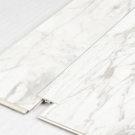 Perfil de Transición Mármol Silver Calcuta 7x45x2400 mm