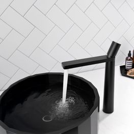 Grifo Lavabo Conic Negro Monomando Caño Alto Sin Desagüe